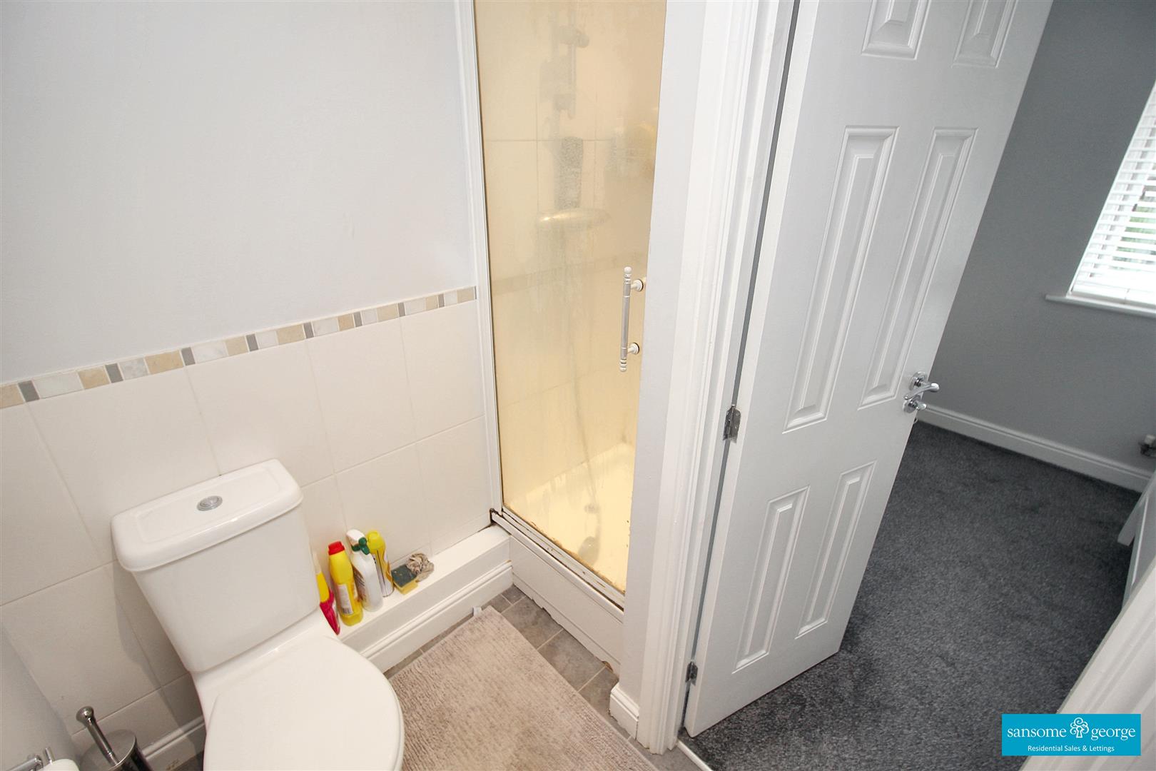 Pryor Close, Tilehurst, Reading